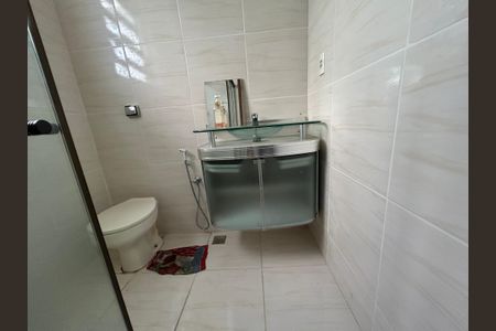 Casa à venda com 109m², 3 quartos e 1 vagaBanheiro