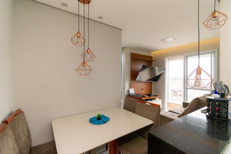Sala de apartamento à venda com 2 quartos, 42m² em Sítio da Figueira, São Paulo