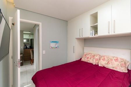 Apartamento à venda com 42m², 2 quartos e 1 vagaQuarto 2