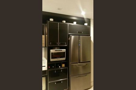 Cozinha de apartamento à venda com 2 quartos, 53m² em Vila Nova Conceição, São Paulo