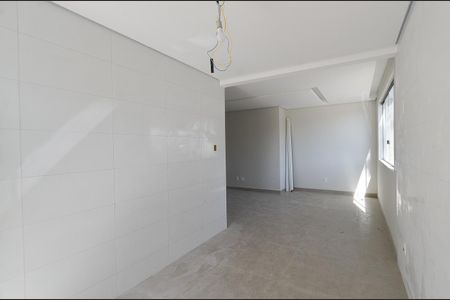 Apartamento à venda com 117m², 2 quartos e 2 vagasCozinha