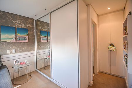 Apartamento à venda com 180m², 3 quartos e 3 vagas Apartamento à venda com 180m², 3 quartos e 3 vagasQuarto 3 - Suíte