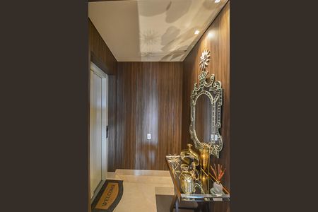 Apartamento à venda com 180m², 3 quartos e 3 vagas Apartamento à venda com 180m², 3 quartos e 3 vagasÁrea comum