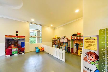 Apartamento à venda com 180m², 3 quartos e 3 vagas Apartamento à venda com 180m², 3 quartos e 3 vagasÁrea comum