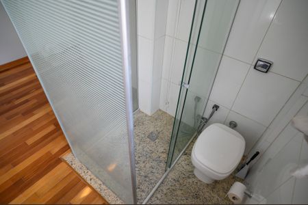 Apartamento à venda com 180m², 3 quartos e 1 vagaBanheiro da Suíte