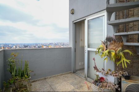 Apartamento à venda com 180m², 3 quartos e 1 vagaSacada 2