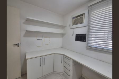 Apartamento à venda com 82m², 3 quartos e 2 vagas Apartamento à venda com 82m², 3 quartos e 2 vagasQuarto 2