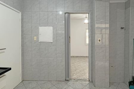 Cozinha de apartamento para alugar com 1 quarto, 55m² em José Menino, Santos