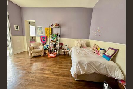 Casa à venda com 265m², 3 quartos e 2 vagas Casa à venda com 265m², 3 quartos e 2 vagasBrinquedoteca