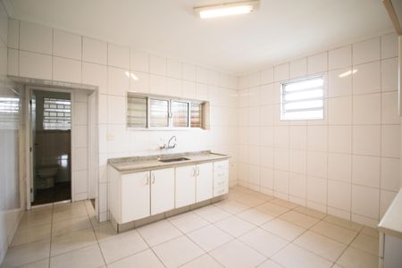 Casa para alugar com 250m², 3 quartos e 3 vagasCozinha