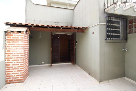 Casa para alugar com 250m², 3 quartos e 3 vagasSacada Suíte