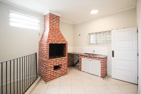 Casa para alugar com 250m², 3 quartos e 3 vagasChurrasqueira