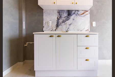 Apartamento à venda com 27m², 1 quarto e sem vaga Apartamento à venda com 27m², 1 quarto e sem vagaCozinha e Área de Serviço