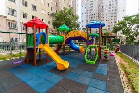 Apartamento para alugar com 55m², 3 quartos e 1 vaga Apartamento para alugar com 55m², 3 quartos e 1 vagaÁrea comum - Playground