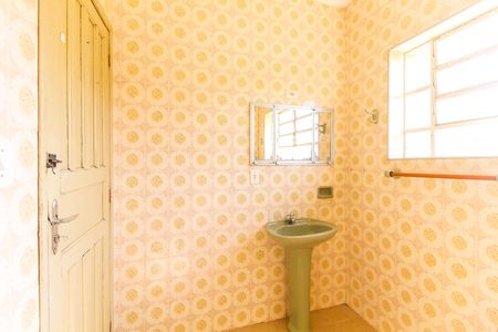 Casa para alugar com 180m², 2 quartos e 1 vaga Casa para alugar com 180m², 2 quartos e 1 vagaBanheiro