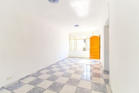 Casa para alugar com 180m², 2 quartos e 1 vaga Casa para alugar com 180m², 2 quartos e 1 vagaSala