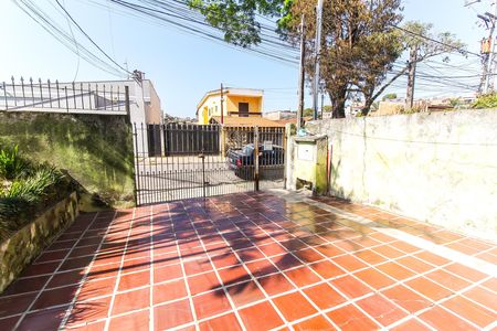 Casa para alugar com 180m², 2 quartos e 1 vaga Casa para alugar com 180m², 2 quartos e 1 vagaGaragem