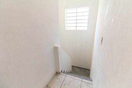 Casa para alugar com 180m², 2 quartos e 1 vaga Casa para alugar com 180m², 2 quartos e 1 vagaCorredor