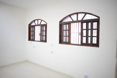 Quarto 1 de casa para alugar com 1 quarto, 34m² em Vila Bertioga, São Paulo