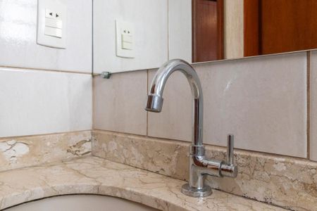 Casa à venda com 148m², 3 quartos e 3 vagasBanheiro das Suítes