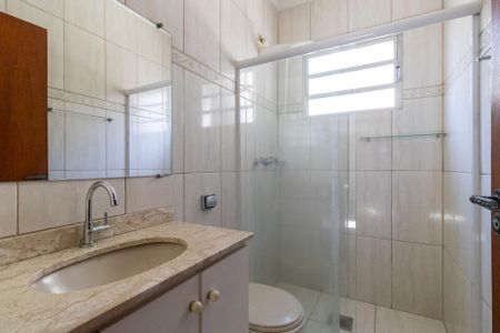 Casa à venda com 148m², 3 quartos e 3 vagasBanheiro das Suítes