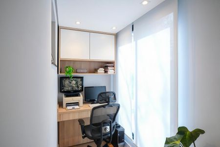 Casa à venda com 183m², 3 quartos e 2 vagasEscritório