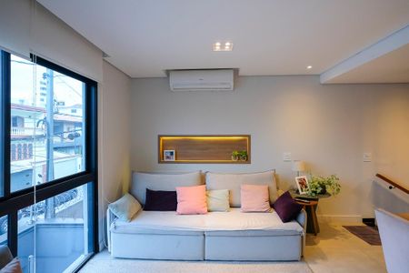 Casa à venda com 183m², 3 quartos e 2 vagasSala