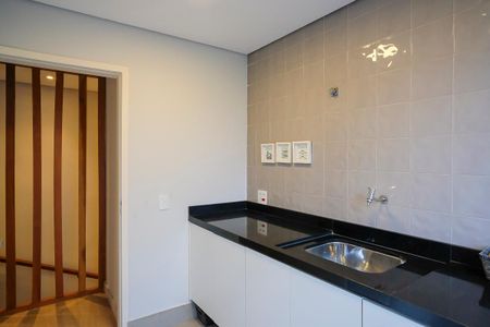 Casa à venda com 183m², 3 quartos e 2 vagasÁrea de serviço