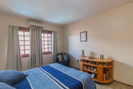 Casa à venda com 258m², 4 quartos e 4 vagasQuarto 3