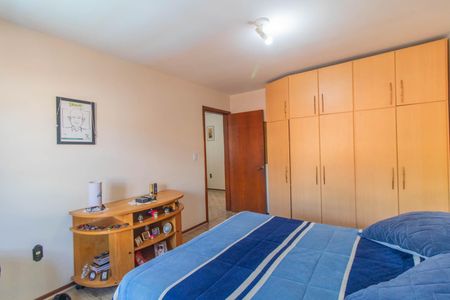 Casa à venda com 258m², 4 quartos e 4 vagasQuarto 3