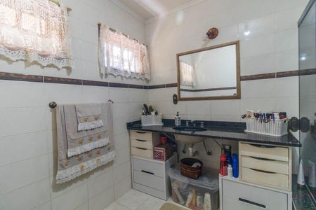 Casa à venda com 258m², 4 quartos e 4 vagasBanheiro do Quarto 4