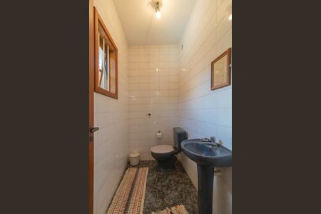 Casa à venda com 258m², 4 quartos e 4 vagasEspaço de Festas - Banheiro