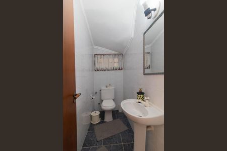 Lavabo de casa à venda com 4 quartos, 258m² em Espírito Santo, Porto Alegre
