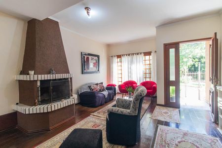 Sala de casa à venda com 4 quartos, 258m² em Espírito Santo, Porto Alegre