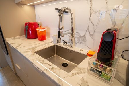 Apartamento à venda com 108m², 2 quartos e 2 vagasCozinha