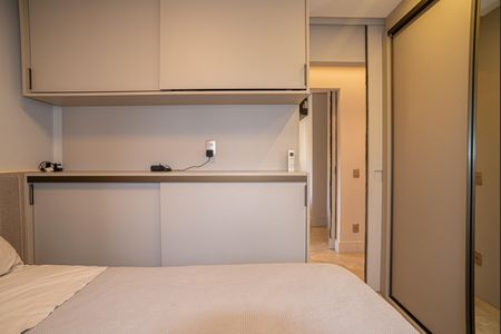 Apartamento à venda com 108m², 2 quartos e 2 vagasQuarto 