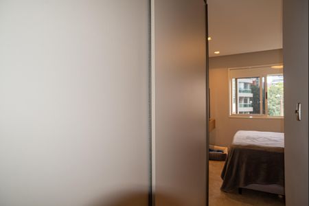 Apartamento à venda com 108m², 2 quartos e 2 vagasCloset da Suíte