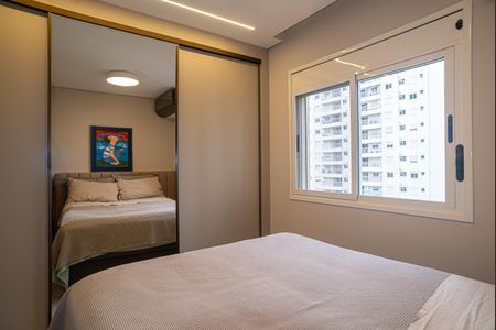 Apartamento à venda com 108m², 2 quartos e 2 vagasQuarto 