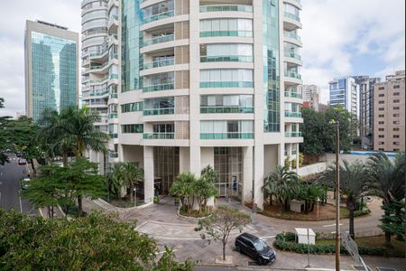 Apartamento à venda com 108m², 2 quartos e 2 vagasVista da Suíte