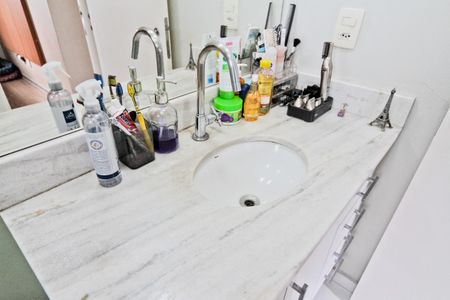 Apartamento à venda com 60m², 2 quartos e 1 vagaBanheiro da Suíte