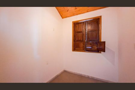 Casa à venda com 592m², 2 quartos e 10 vagas Casa à venda com 592m², 2 quartos e 10 vagasQuarto