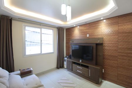 Sala de apartamento à venda com 2 quartos, 82m² em Heliópolis, Belo Horizonte