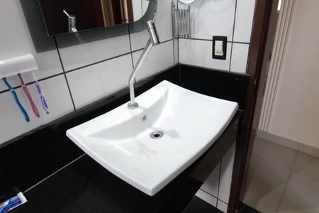 Apartamento à venda com 82m², 2 quartos e 1 vagaBanheiro Social