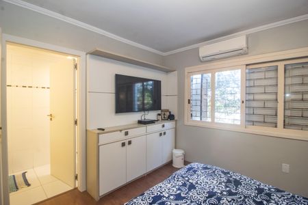 Apartamento à venda com 129m², 3 quartos e 2 vagas Apartamento à venda com 129m², 3 quartos e 2 vagasSuíte