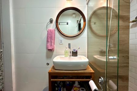 Banheiro de apartamento para alugar com 1 quarto, 36m² em Centro, Rio de Janeiro