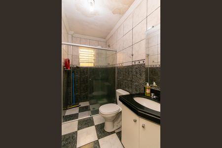 Casa à venda com 215m², 4 quartos e 2 vagasBanheiro 2