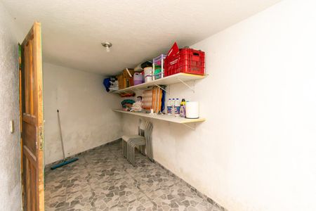 Casa à venda com 215m², 4 quartos e 2 vagasÁrea de Serviço