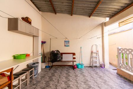 Casa à venda com 215m², 4 quartos e 2 vagasÁrea gourmet