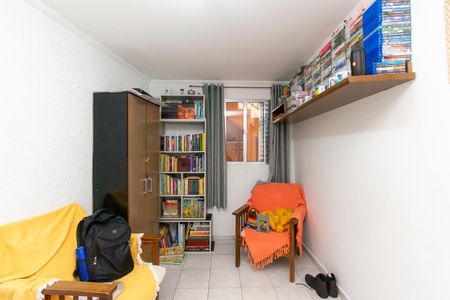 Casa à venda com 215m², 4 quartos e 2 vagasEscritório