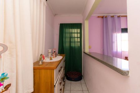 Casa à venda com 215m², 4 quartos e 2 vagasQuarto 2